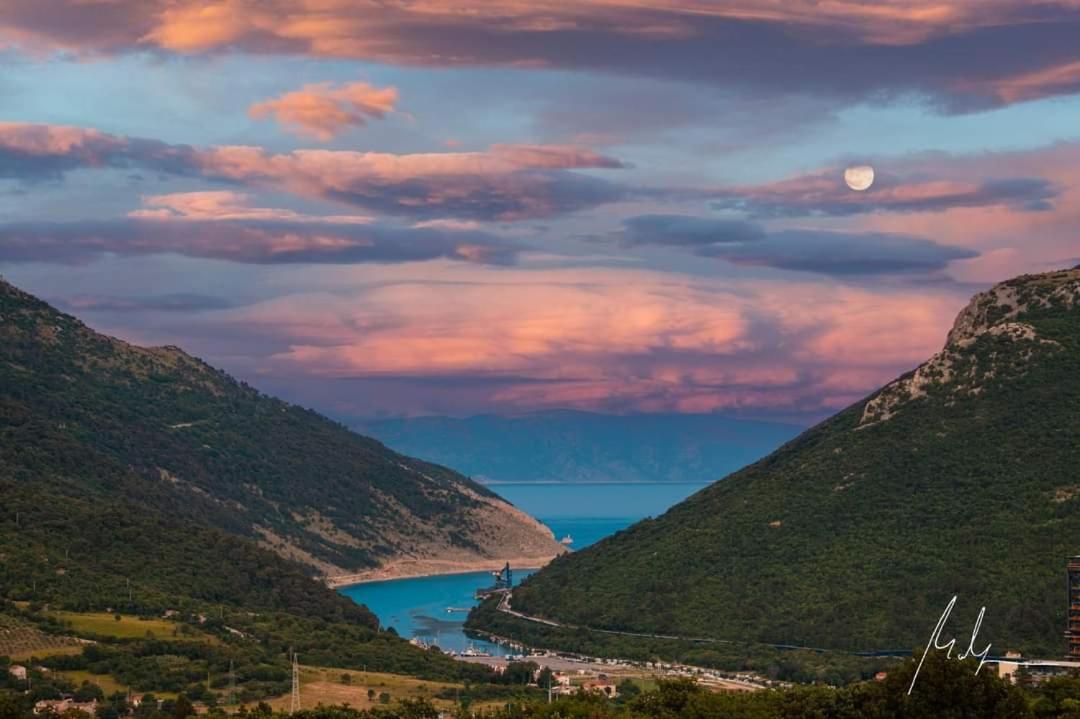 Villa Destiny Nedescina, Istrien, Kroatien Kültér fotó
